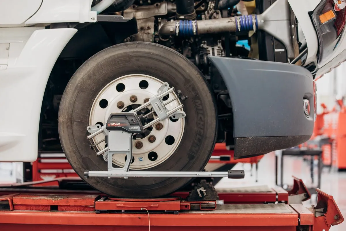 truck-alignment-service-1200x800